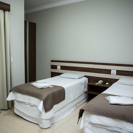 Hotel Avenida Joao Pinheiro Eksteriør billede