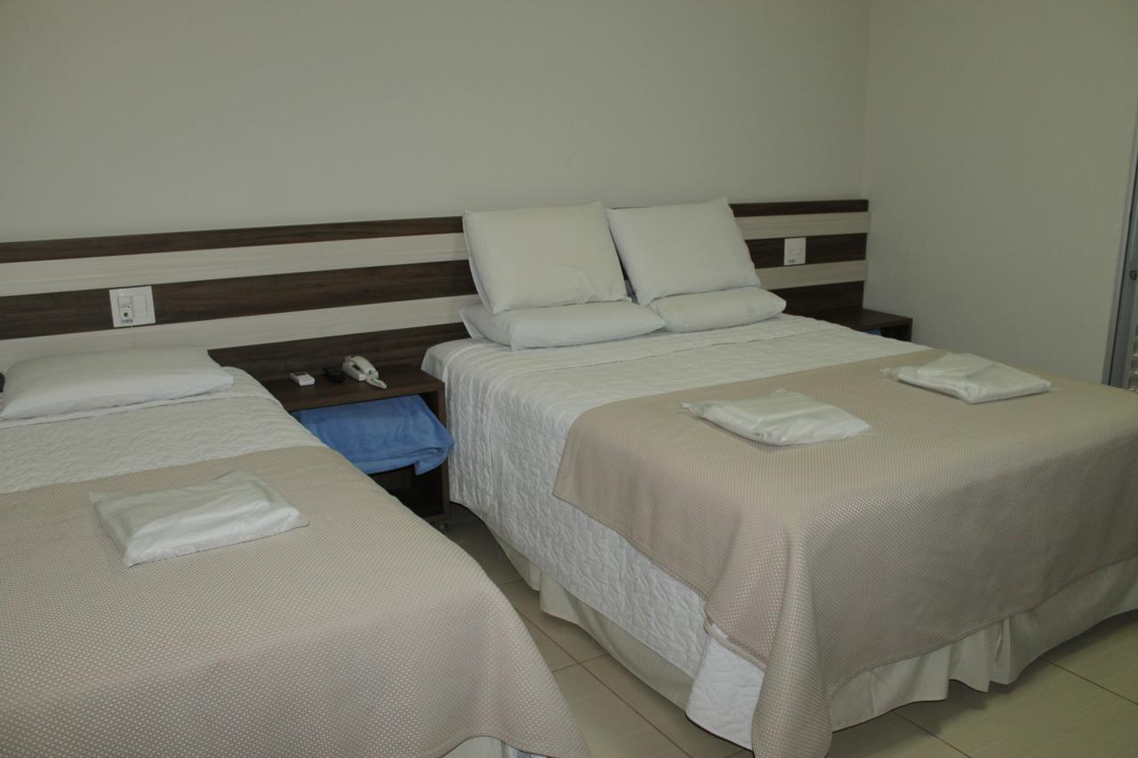 Hotel Avenida Joao Pinheiro Eksteriør billede